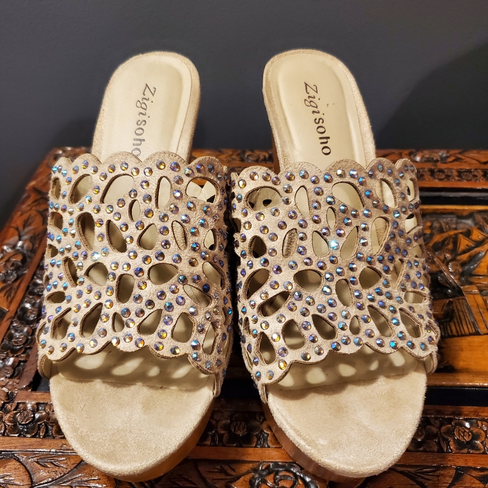 Zigisoho Wedges